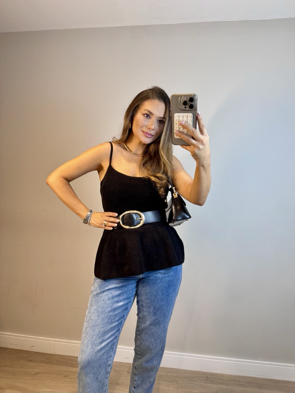 Blusa Peplum Alça Fina - Preta